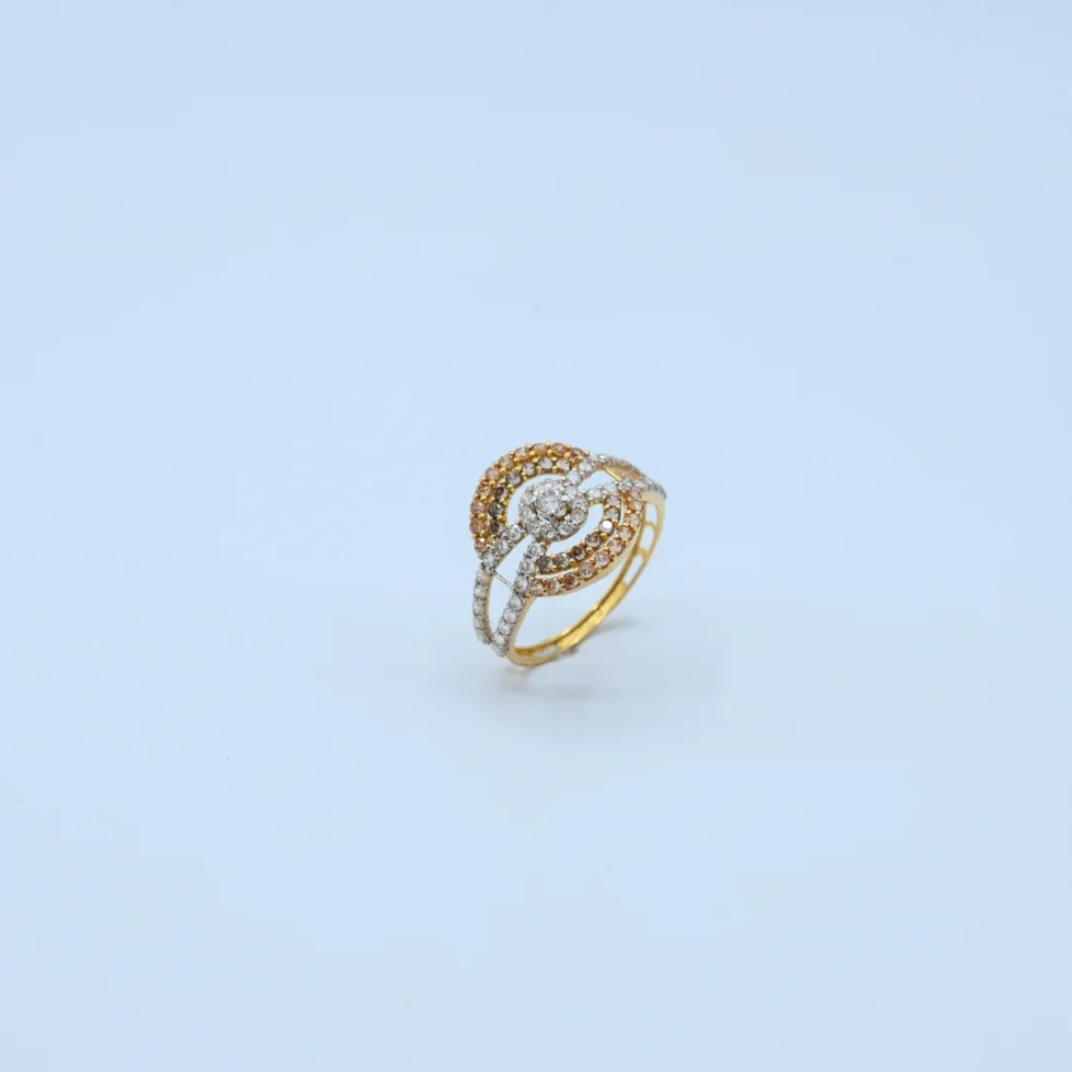 Gold Round Halo Cluster Ring