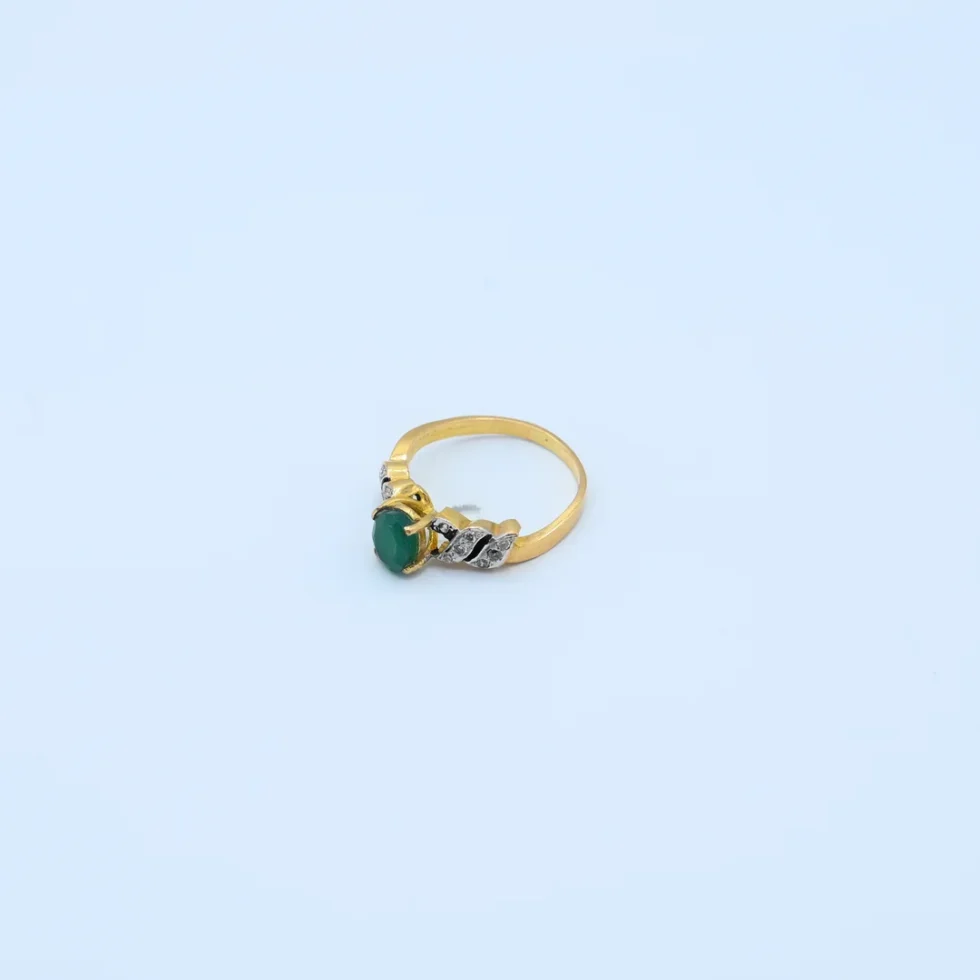 Gold Oval Emerald Stone Ring