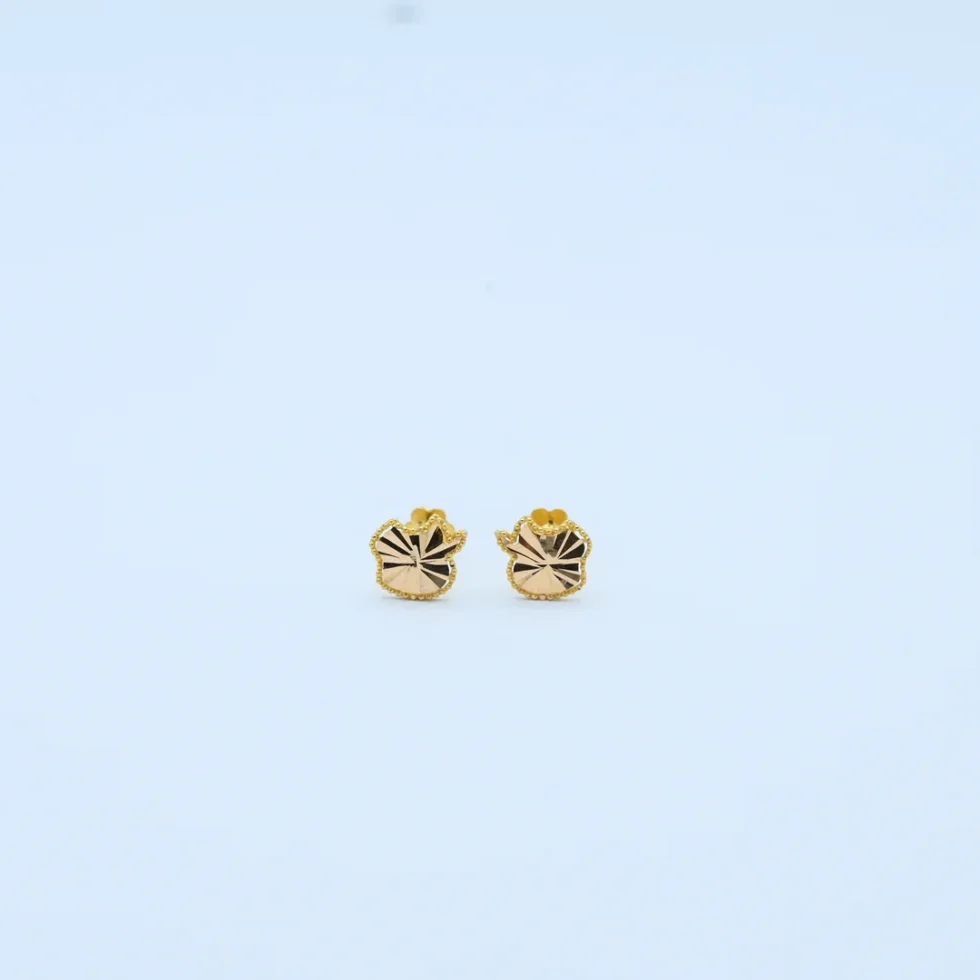Gold Round Filigree Daisy Tops