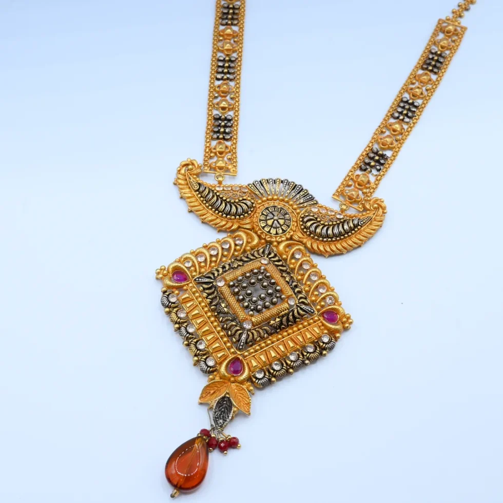 Gold Pearl Ruby Multi-Layer Bridal Set