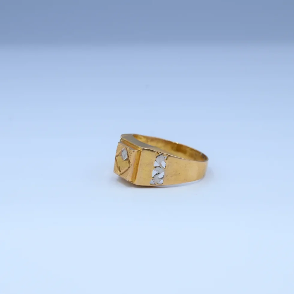 Gold Plain Design Men's rings