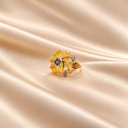 Zariya Gold Ring