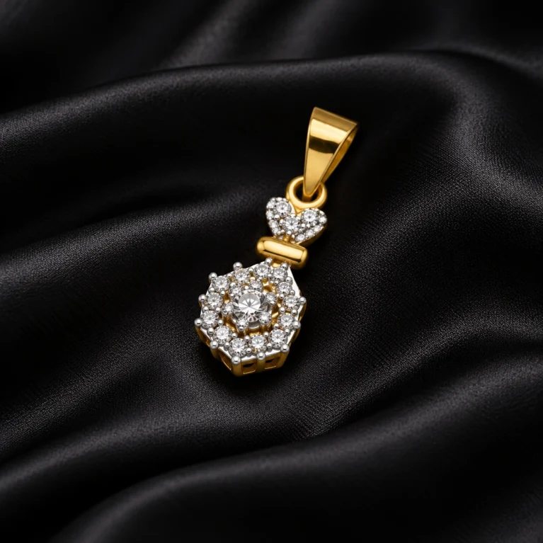 Rosavelle Heart Bloom Gold Pendant