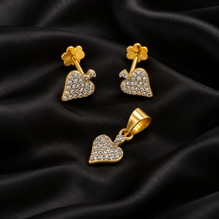 Amorette Spark Gold Heart Pendant & Ear Stud Set