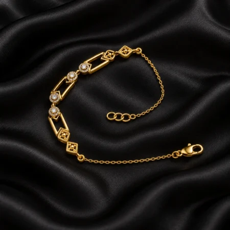 Aveline Geometric Gold Chain Bracelet